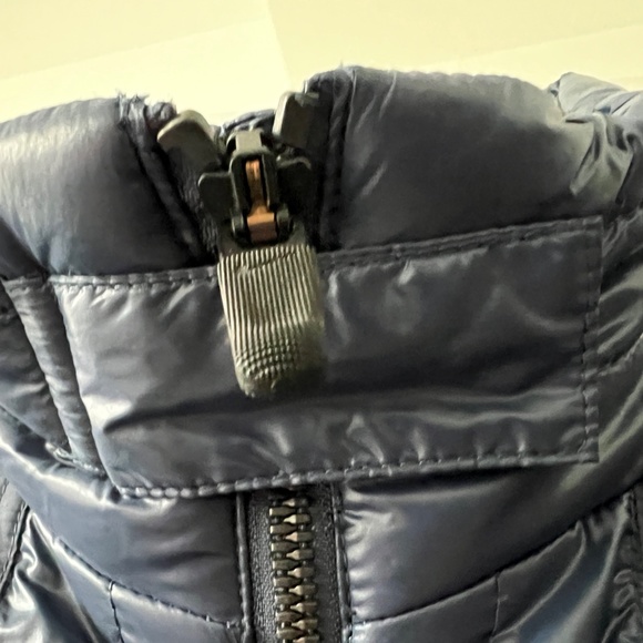 Nike Puffer Jacket - Picture 6 of 7